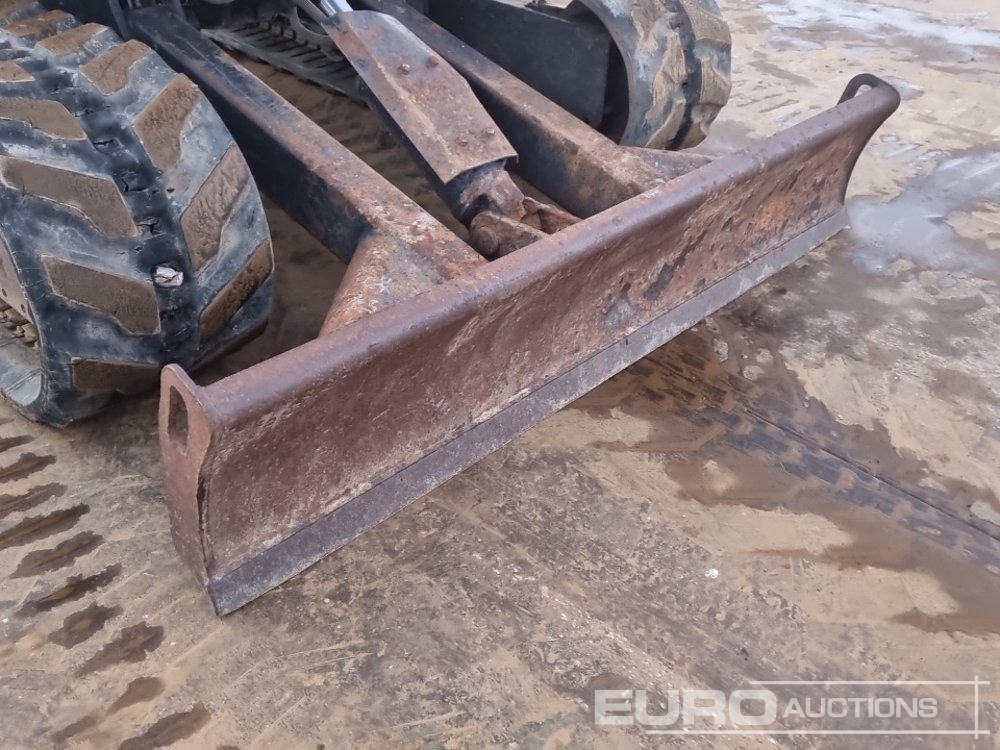 Mini excavator 2015 Kubota KX61-3: picture 19