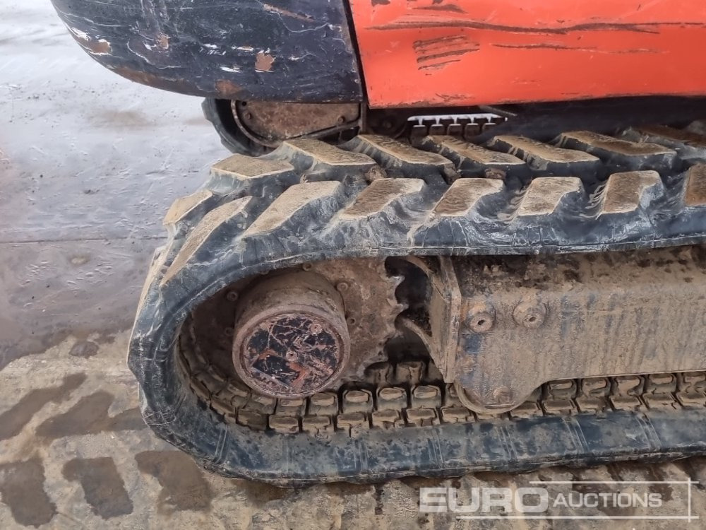 Mini excavator 2015 Kubota KX61-3: picture 12