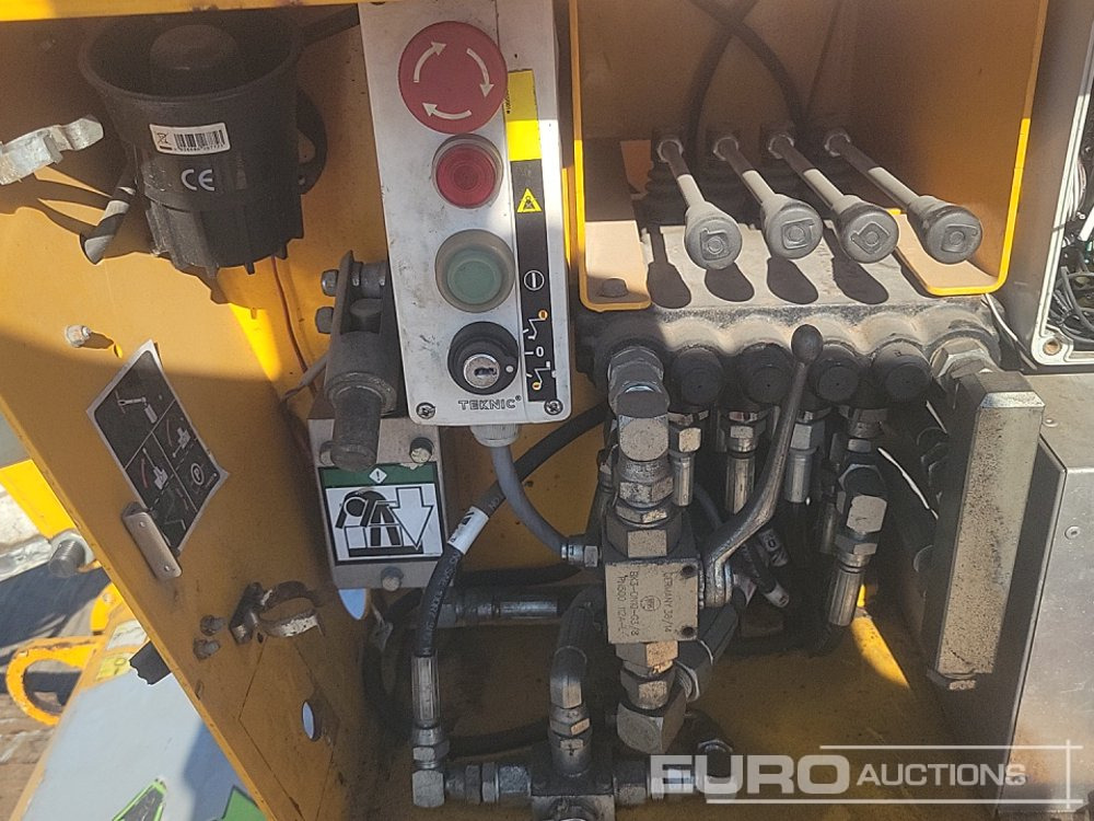 Aerial platform 2015 Niftylift HR12NDE: picture 32