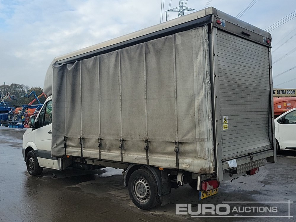 2015 Volkswagen Crafter CR35 - Curtain side van: picture 3 2015 Volkswagen Crafter CR35 - Curtain side van: picture 3