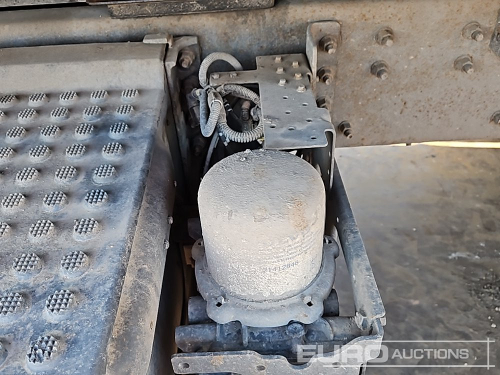 Tipper 2015 Volvo FMX410: picture 17