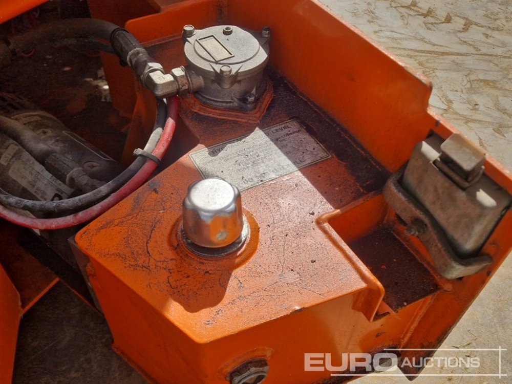 Aerial platform 2016 Snorkel S3219E: picture 20