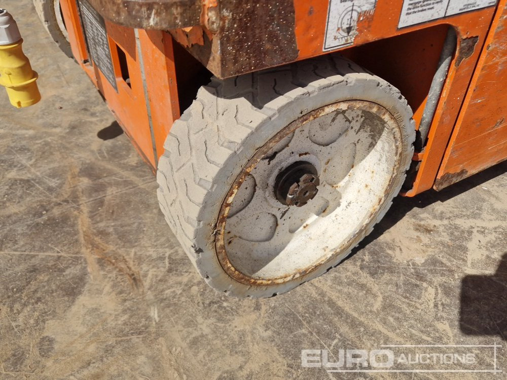 Aerial platform 2016 Snorkel S3219E: picture 12