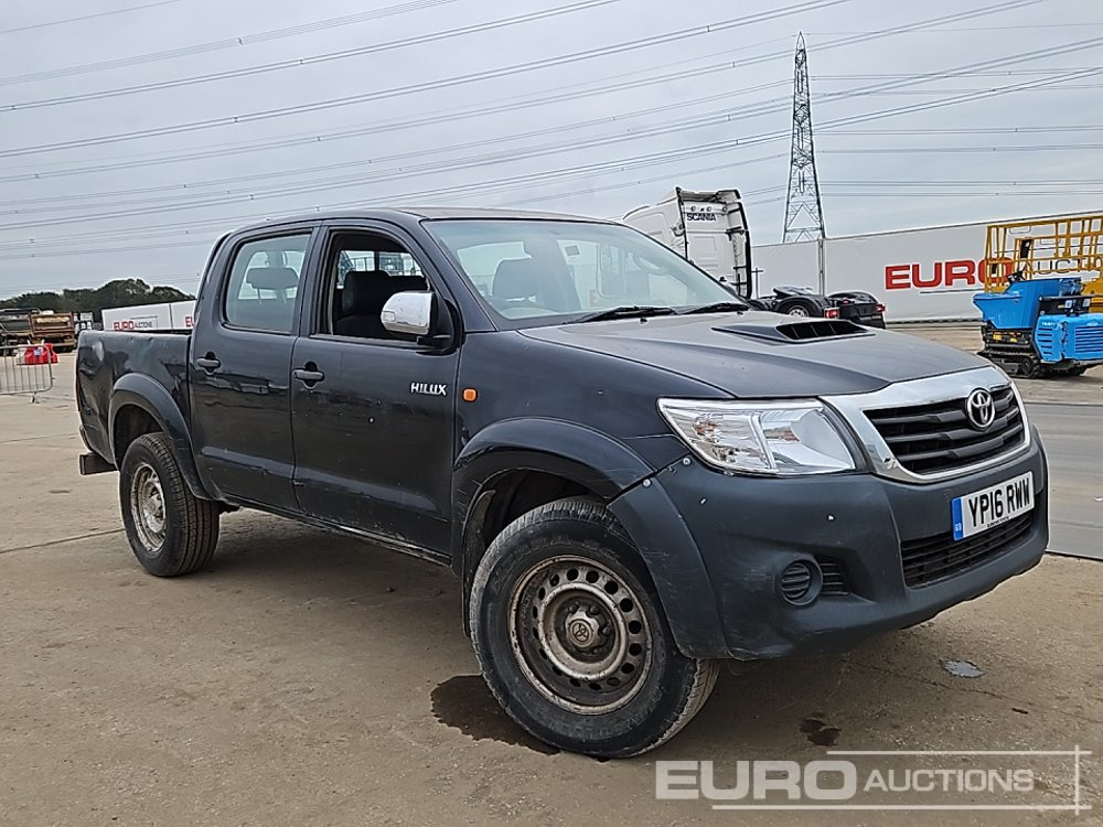 Pickup truck 2016 Toyota Hilux: picture 7