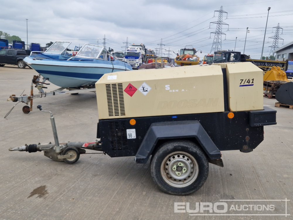 2017 Doosan 741 - Air compressor: picture 2 2017 Doosan 741 - Air compressor: picture 2