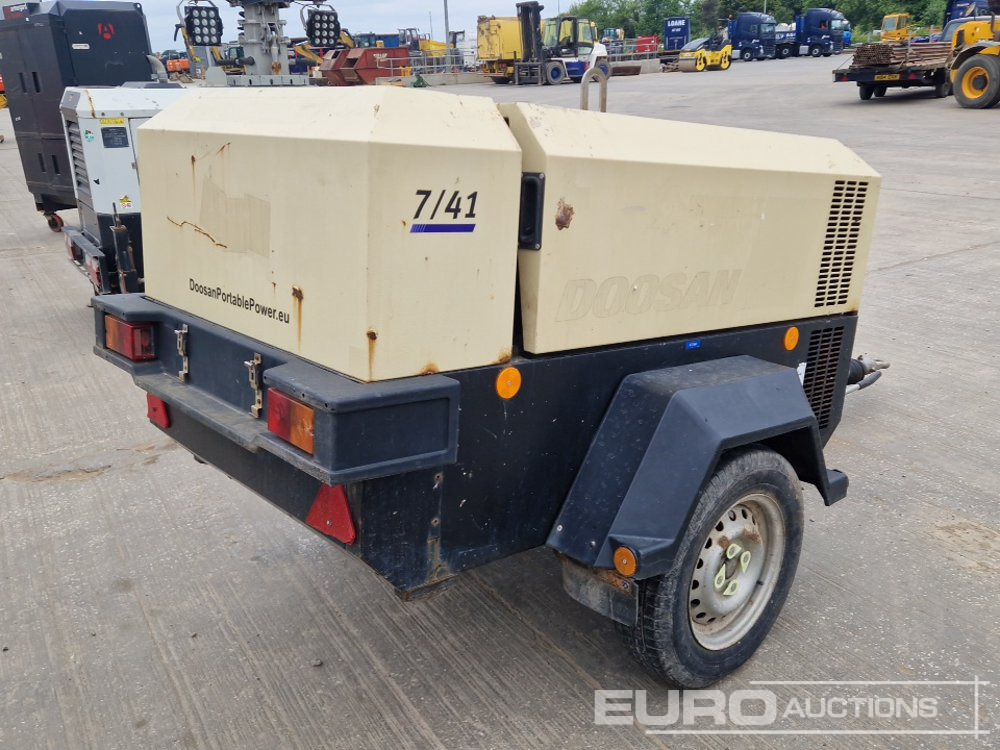 2017 Doosan 741 - Air compressor: picture 5 2017 Doosan 741 - Air compressor: picture 5
