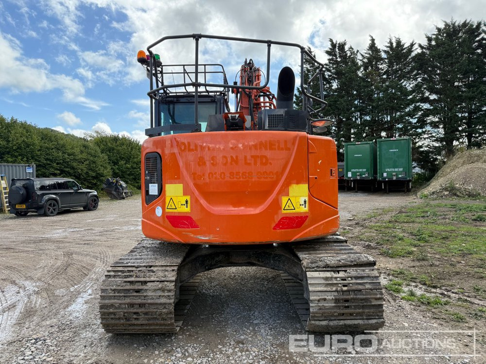 2017 Hitachi ZX135US-6 - Crawler excavator: picture 4 2017 Hitachi ZX135US-6 - Crawler excavator: picture 4