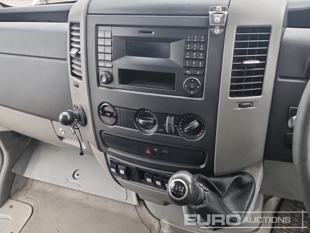 Tipper van 2017 Mercedes Sprinter: picture 28