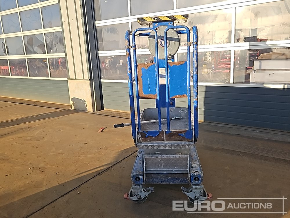 2017 Power Towers Ecolift - Vertical mast lift: picture 4 2017 Power Towers Ecolift - Vertical mast lift: picture 4