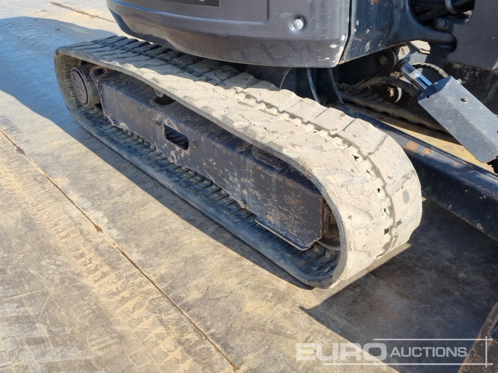 Mini excavator 2018 Bobcat E26EM: picture 16