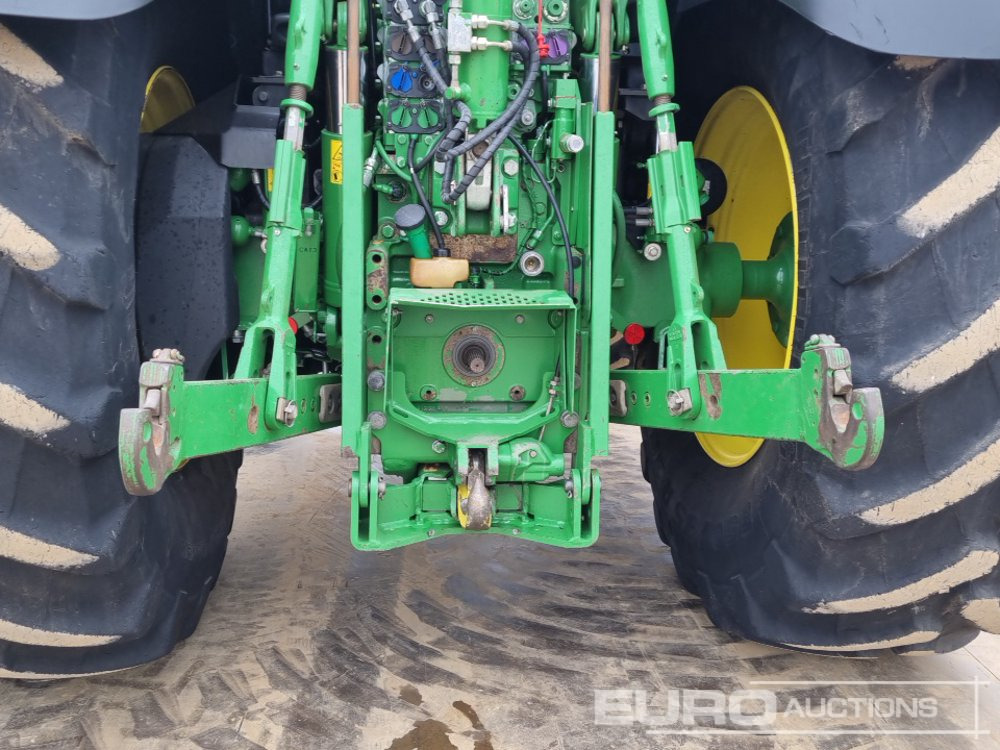 Farm tractor 2018 John Deere 6215R: picture 19