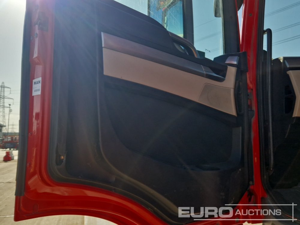 Tipper 2018 MAN 26.460: picture 32