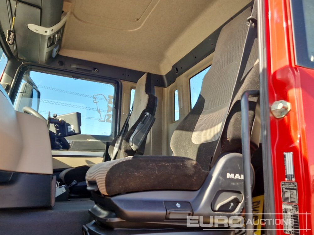 Tipper 2018 MAN 26.460: picture 33