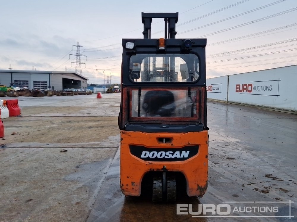 2019 Doosan B15T-7 - Forklift: picture 4 2019 Doosan B15T-7 - Forklift: picture 4