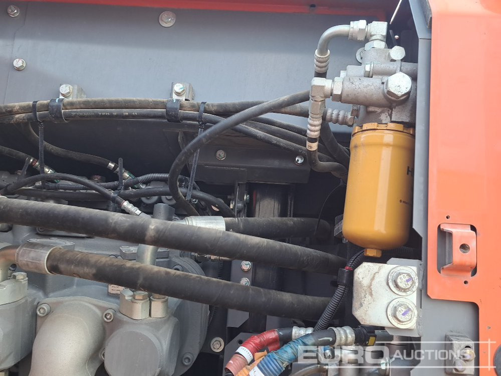 Crawler excavator 2020 Hitachi ZX210LC-6: picture 39