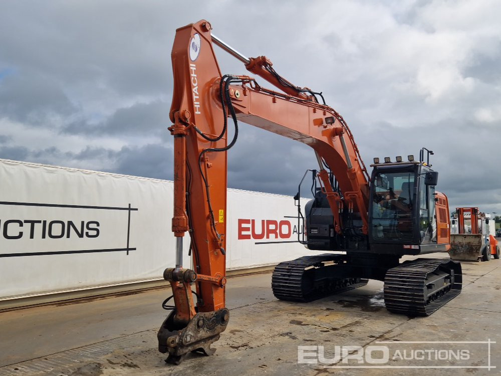 2020 Hitachi ZX225USRLC-6 - Crawler excavator: picture 1 2020 Hitachi ZX225USRLC-6 - Crawler excavator: picture 1