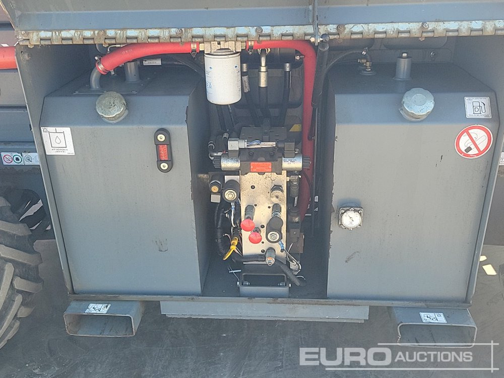 Aerial platform 2020 SkyJack SJ6832RT: picture 31