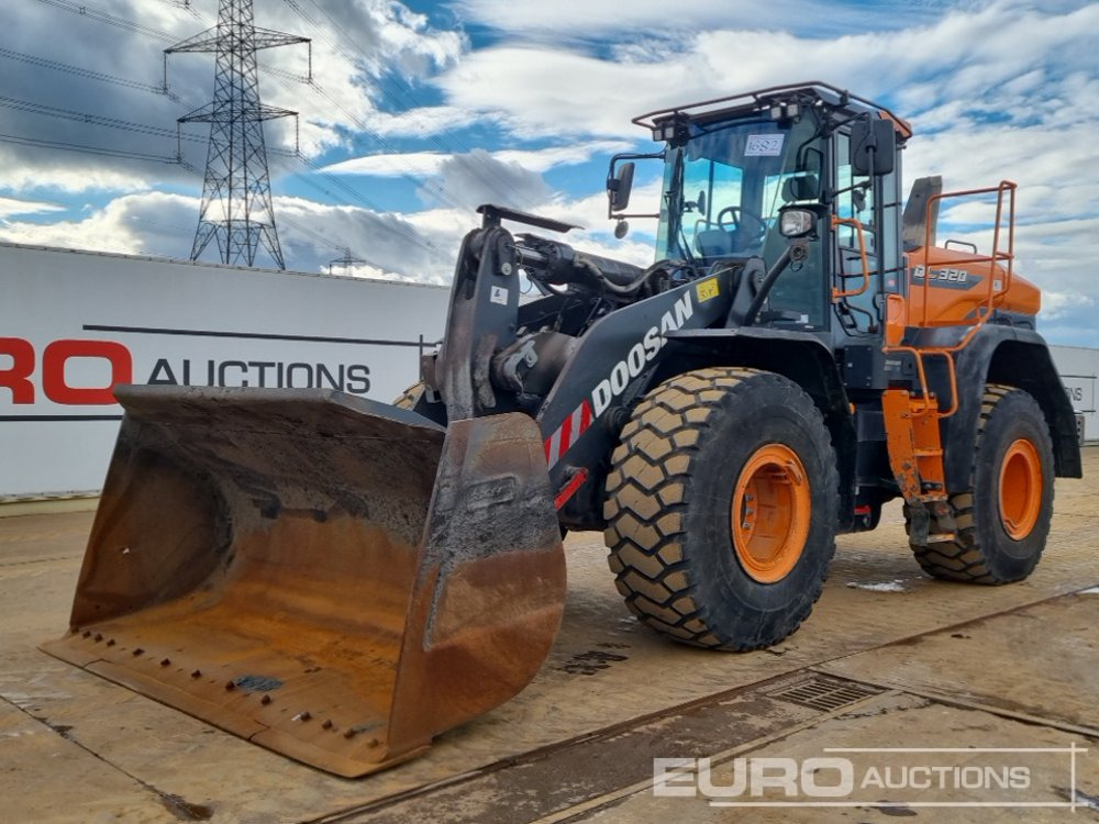 2021 Doosan DL320-7 - Wheel loader: picture 1 2021 Doosan DL320-7 - Wheel loader: picture 1