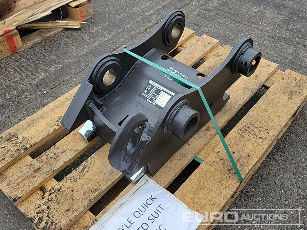 2021 Volvo S6 Style Hitch 65mm Pin to suit 13 Ton Excavator - Quick coupler: picture 1 2021 Volvo S6 Style Hitch 65mm Pin to suit 13 Ton Excavator - Quick coupler: picture 1