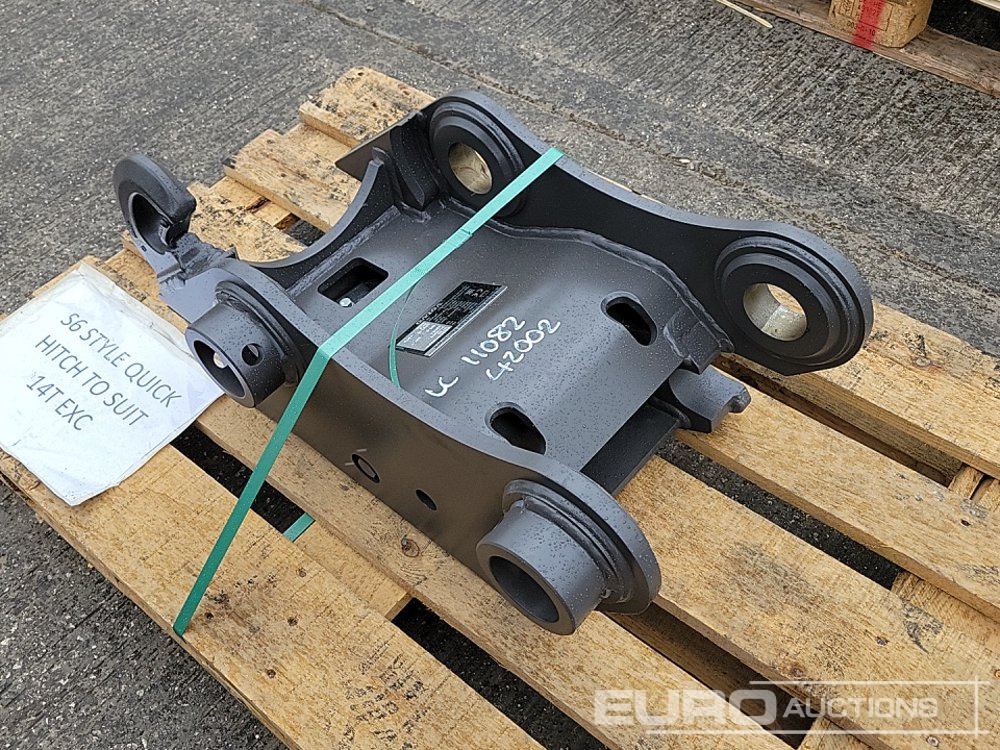 2021 Volvo S6 Style Hitch 65mm Pin to suit 13 Ton Excavator - Quick coupler: picture 3 2021 Volvo S6 Style Hitch 65mm Pin to suit 13 Ton Excavator - Quick coupler: picture 3