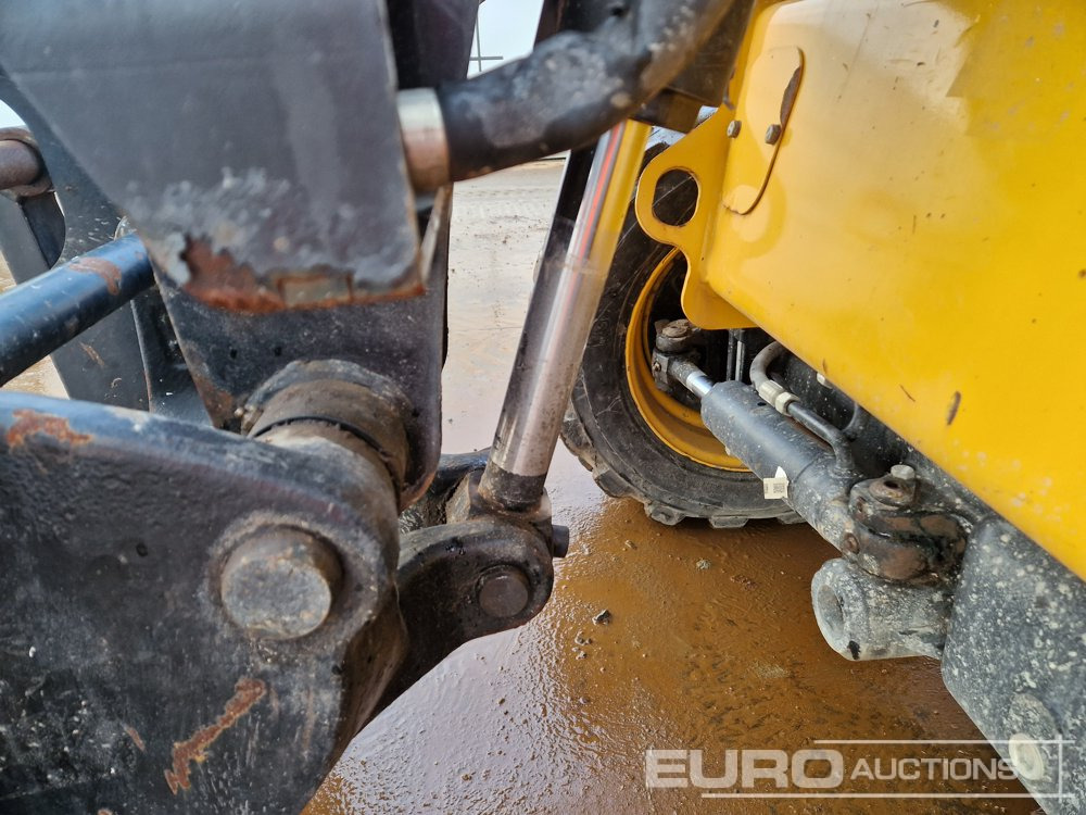 Telescopic handler 2022 JCB 520-40: picture 15