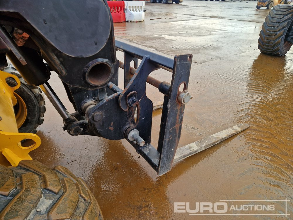 Telescopic handler 2022 JCB 520-40: picture 21