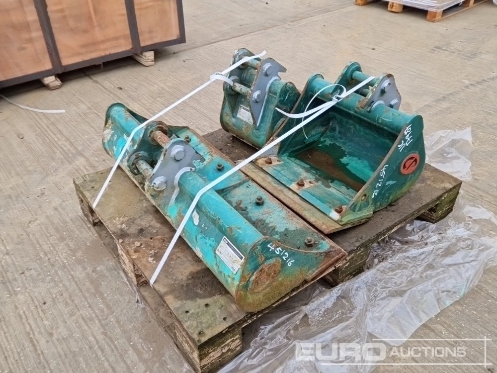 2023 Miller 36" Ditching, 18", 12" Digging Bucket 30mm Pin to suit Mini Excavator - Bucket: picture 5 2023 Miller 36" Ditching, 18", 12" Digging Bucket 30mm Pin to suit Mini Excavator - Bucket: picture 5