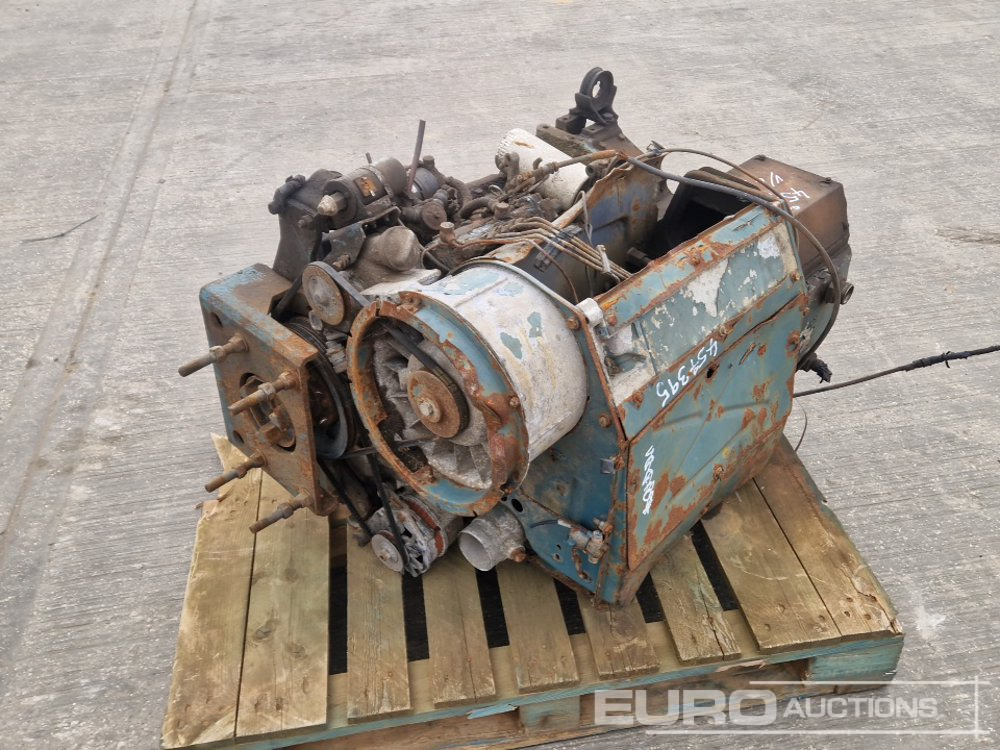 4 Cylinder Engine - Engine: picture 5 4 Cylinder Engine - Engine: picture 5