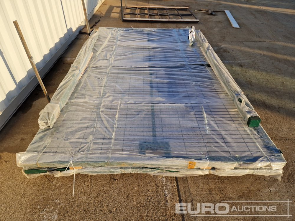 Construction equipment 4m x 2.3m Heavy Duty Galvanized Powder Coated Gate (2 of), 100mm x 100mm Post (2 of), Assembly Kit (Green): picture 14