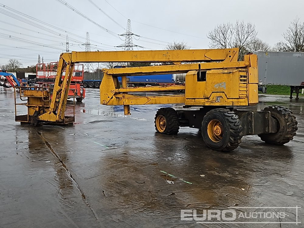 4x4 Diesel Articulated Telescopic Boom Lift - Aerial platform: picture 3 4x4 Diesel Articulated Telescopic Boom Lift - Aerial platform: picture 3