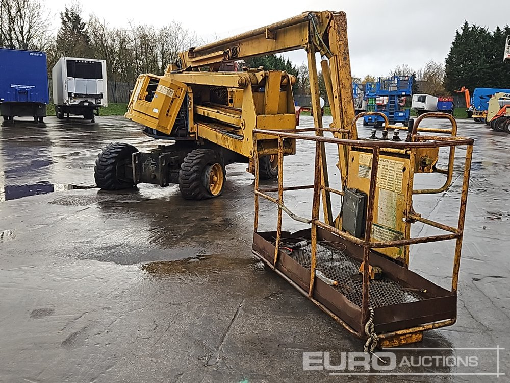 4x4 Diesel Articulated Telescopic Boom Lift - Aerial platform: picture 1 4x4 Diesel Articulated Telescopic Boom Lift - Aerial platform: picture 1
