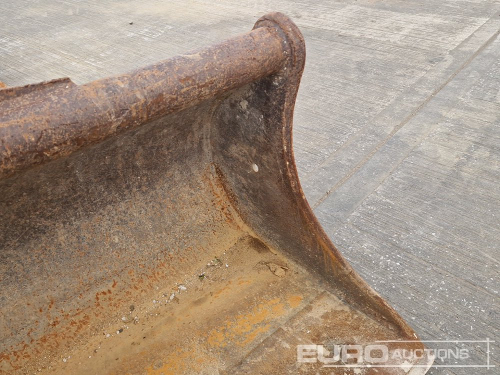 Bucket 72" Ditching Bucket 65mm Pin to suit 13 Ton Excavator: picture 9