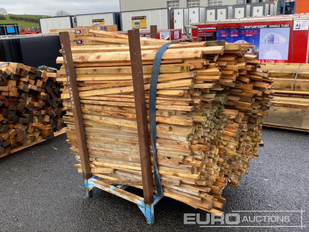 Pallet of Timber Pins - Agricultural machinery: picture 1 Pallet of Timber Pins - Agricultural machinery: picture 1