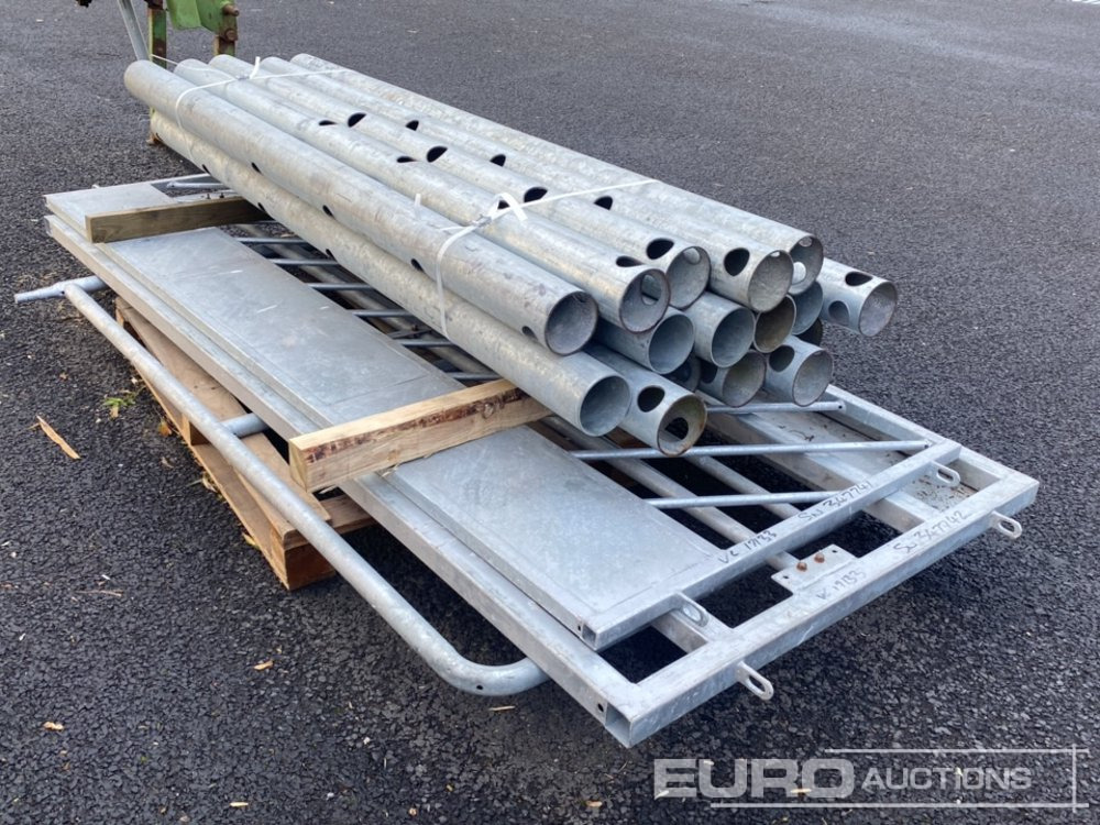 Unused 8' Sheep Feed Gate, Adjustable Bar - Agricultural machinery: picture 4 Unused 8' Sheep Feed Gate, Adjustable Bar - Agricultural machinery: picture 4