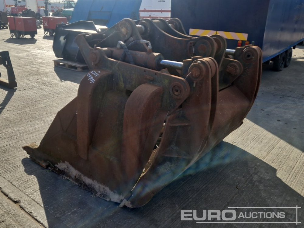 Allied 70" Hydraulic Face Digging Bucket 80mm Pin to suit 20 Ton Excavator - Bucket: picture 5 Allied 70" Hydraulic Face Digging Bucket 80mm Pin to suit 20 Ton Excavator - Bucket: picture 5