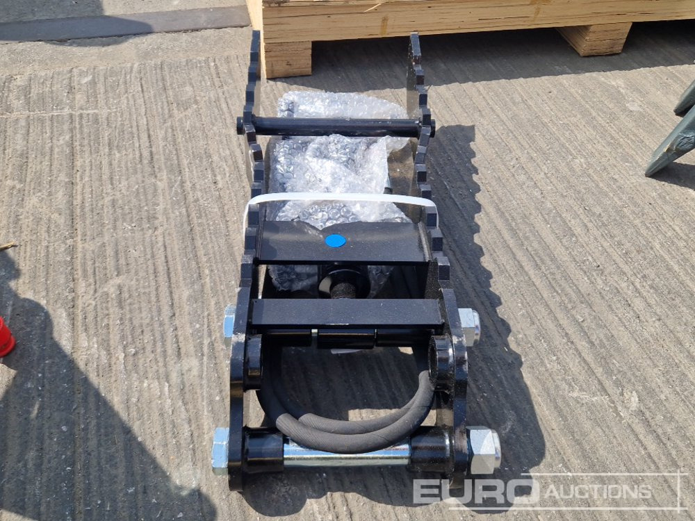 Unused 2025 Captok Hydraulic Thumb 25mm Pin to suit Mini Excavator - Attachment for Excavator: picture 4 Unused 2025 Captok Hydraulic Thumb 25mm Pin to suit Mini Excavator - Attachment for Excavator: picture 4