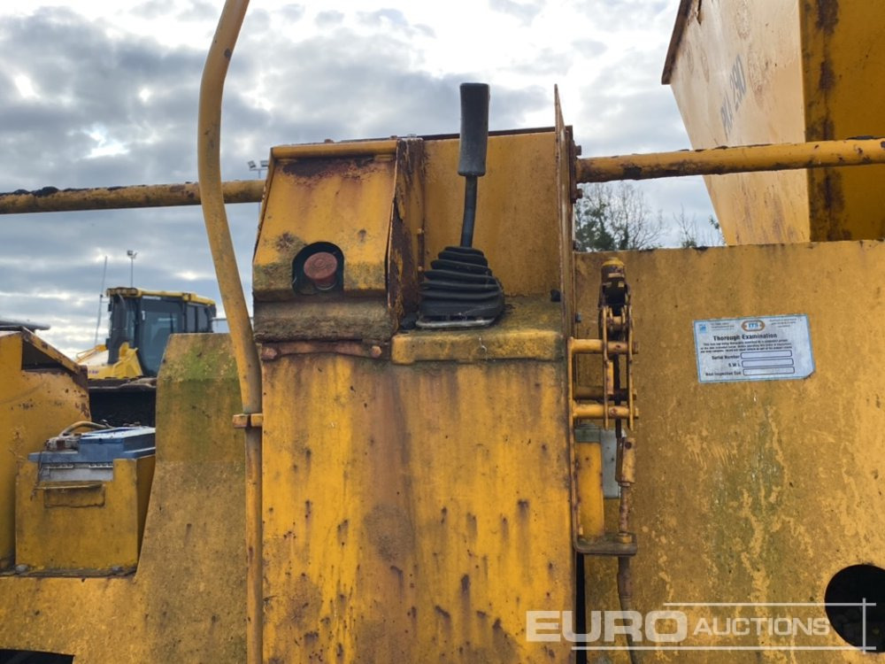 Asphalt machine Bristowes M95 Road Chipper, Tri Axle Trailer: picture 26