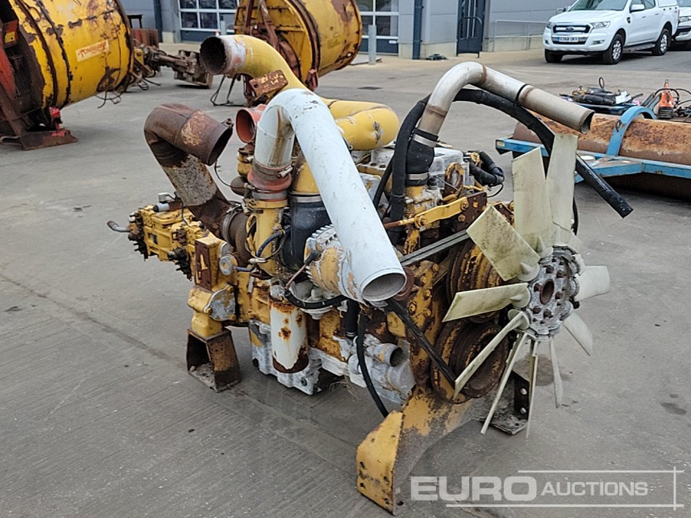 Engine CAT 3 Cylinder Engine, Pump: picture 7