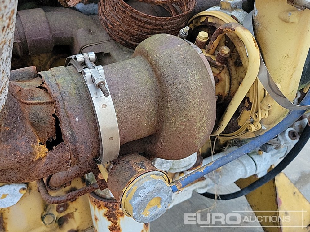 Engine CAT 3 Cylinder Engine, Pump: picture 17