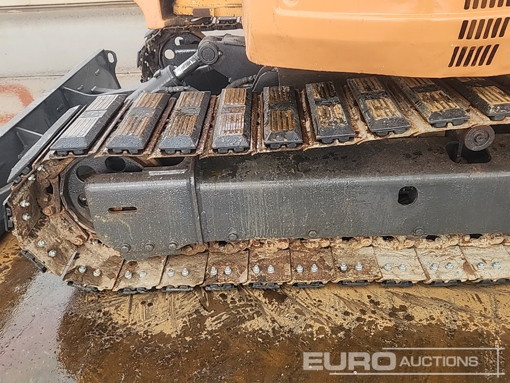 Mini excavator Case CX55B: picture 9
