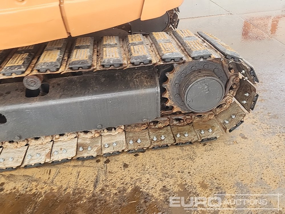 Mini excavator Case CX55B: picture 10