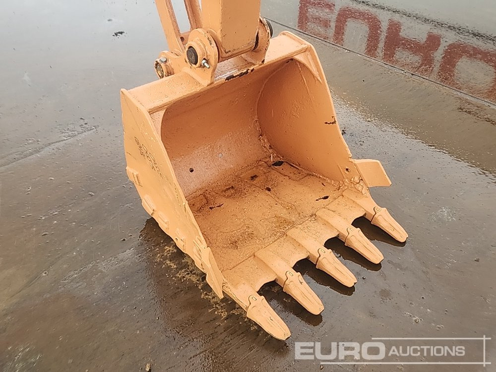 Mini excavator Case CX55B: picture 13