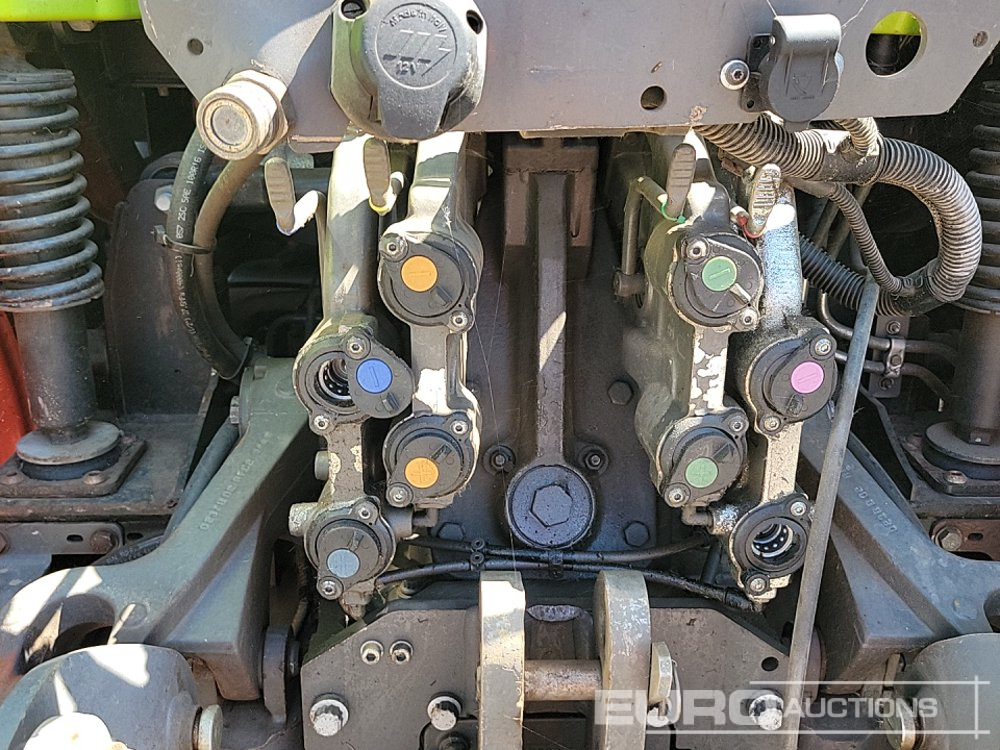 Farm tractor Claas 620 ARION: picture 25