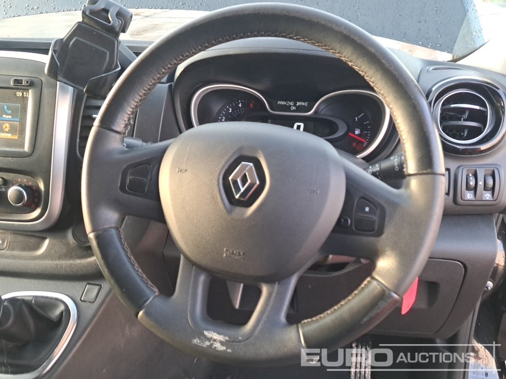 Commercial vehicle 2021 Renault Traffic: picture 24 Commercial vehicle 2021 Renault Traffic: picture 24