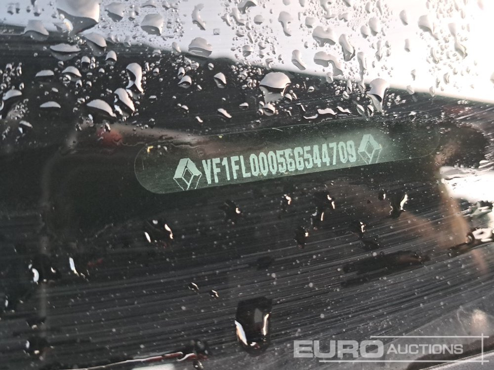 Commercial vehicle 2021 Renault Traffic: picture 40 Commercial vehicle 2021 Renault Traffic: picture 40