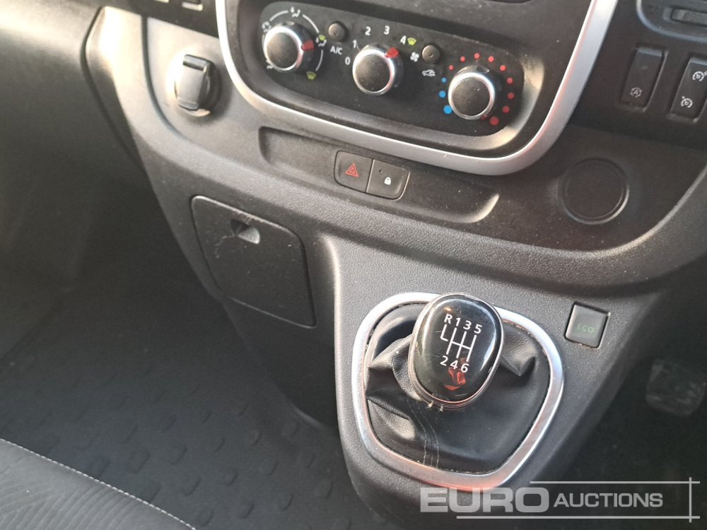 Commercial vehicle 2021 Renault Traffic: picture 30 Commercial vehicle 2021 Renault Traffic: picture 30