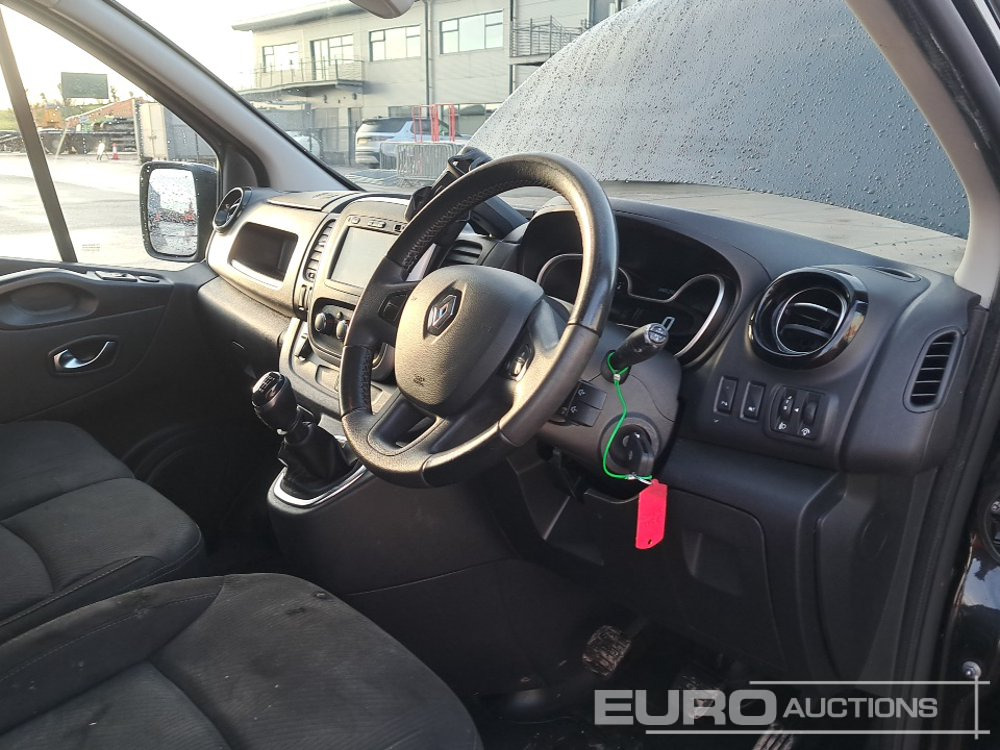 Commercial vehicle 2021 Renault Traffic: picture 22 Commercial vehicle 2021 Renault Traffic: picture 22