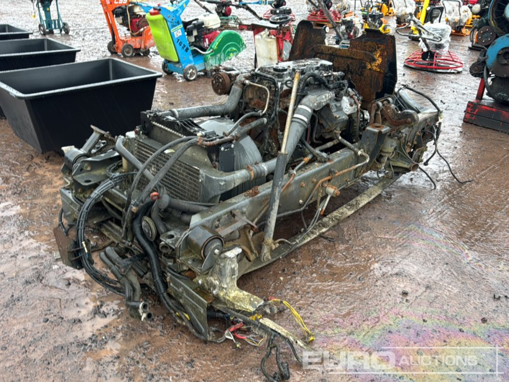 Cummings 4 Cylinder Diesel Engine & Gearbox - Engine: picture 1 Cummings 4 Cylinder Diesel Engine & Gearbox - Engine: picture 1