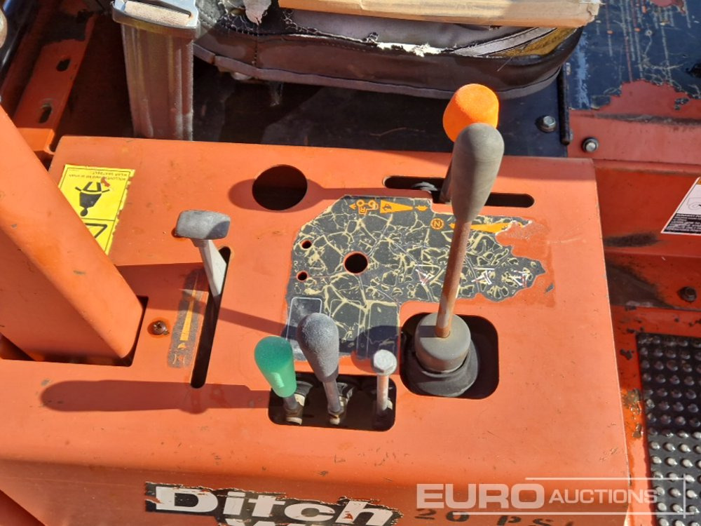 Trencher Ditch Witch RT40: picture 33