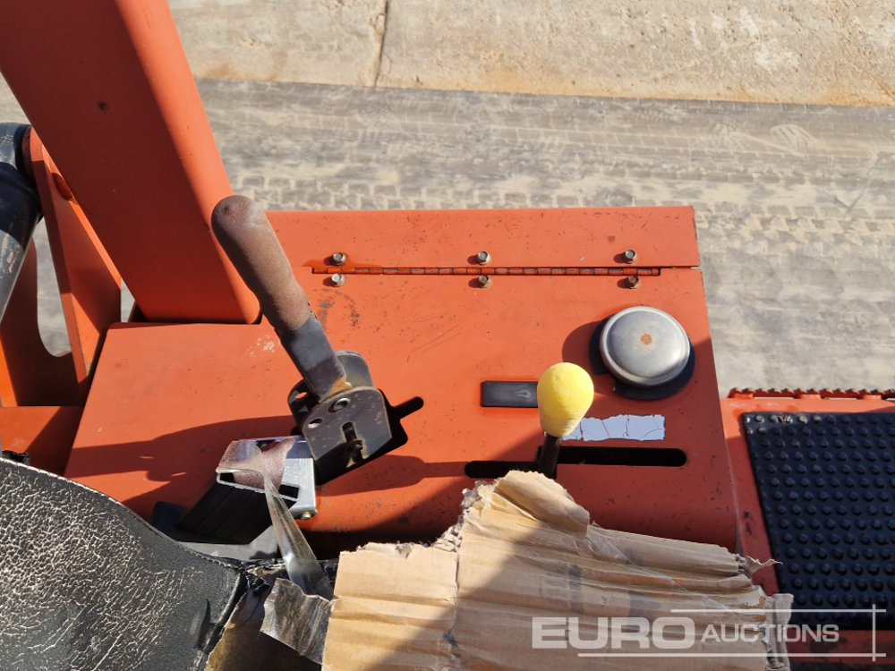 Trencher Ditch Witch RT40: picture 32